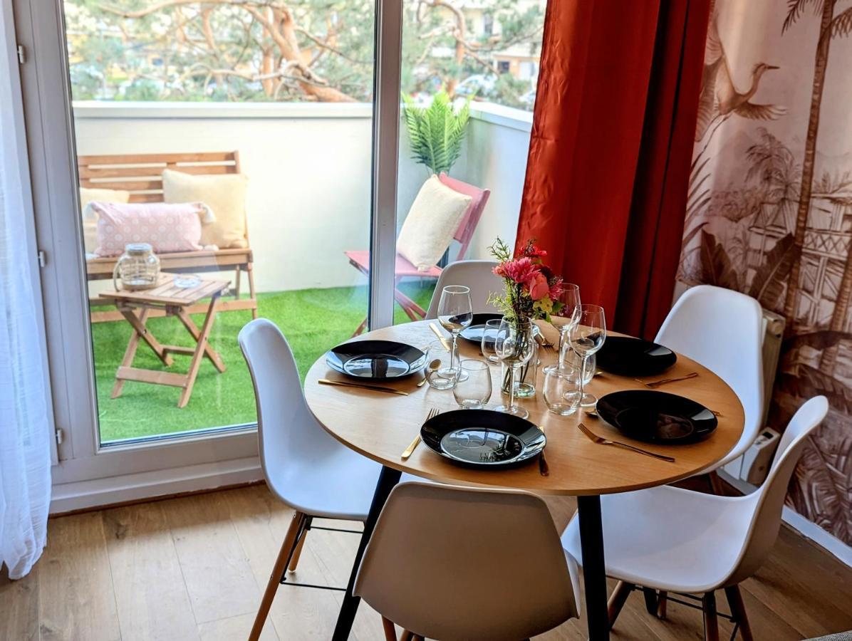 L'Evasion, Cergy, Downtown, 6 Pers, 2 Min Rer A, 2 Places De Parking Privatives, Netflix Et Beinsports Apartment Екстериор снимка